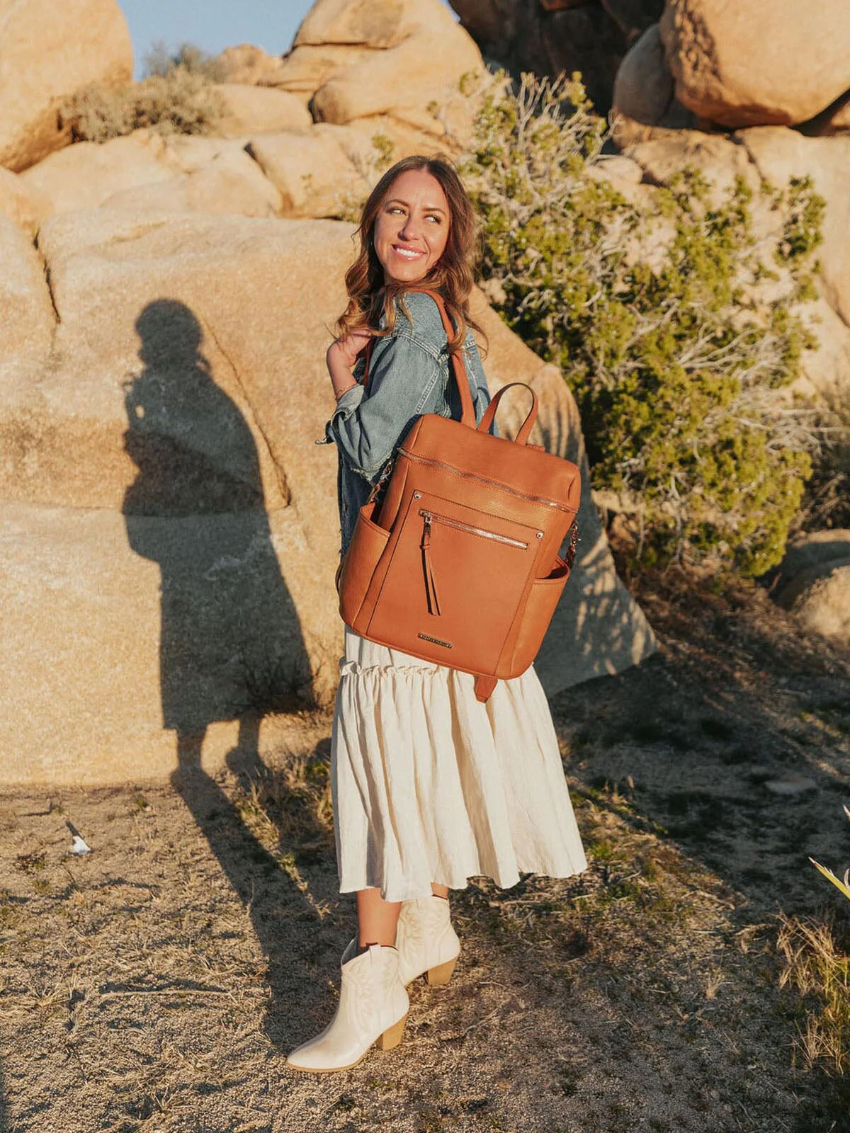 Commuter Backpack Cognac - Image 16