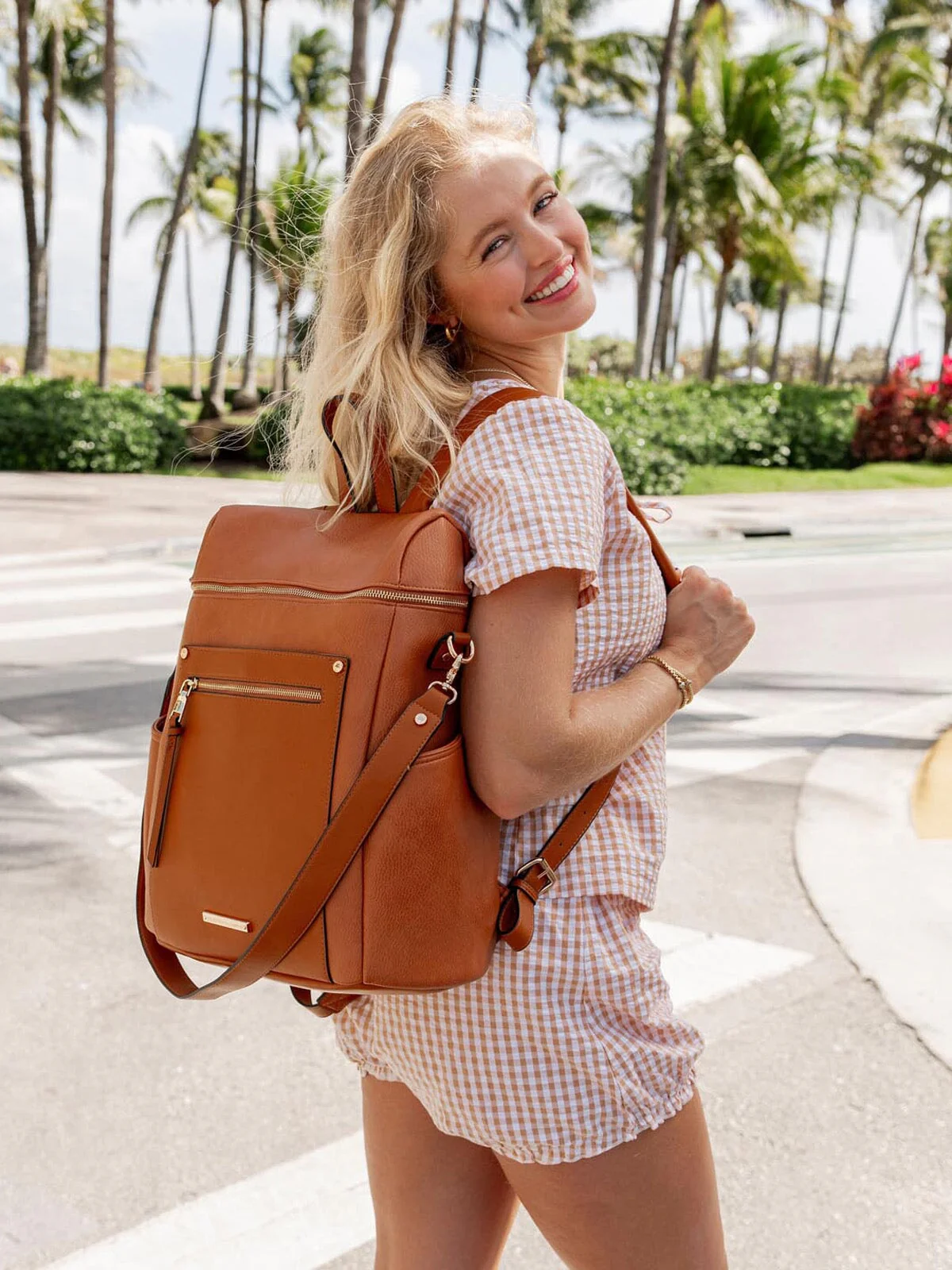 Commuter Backpack Cognac - Image 3