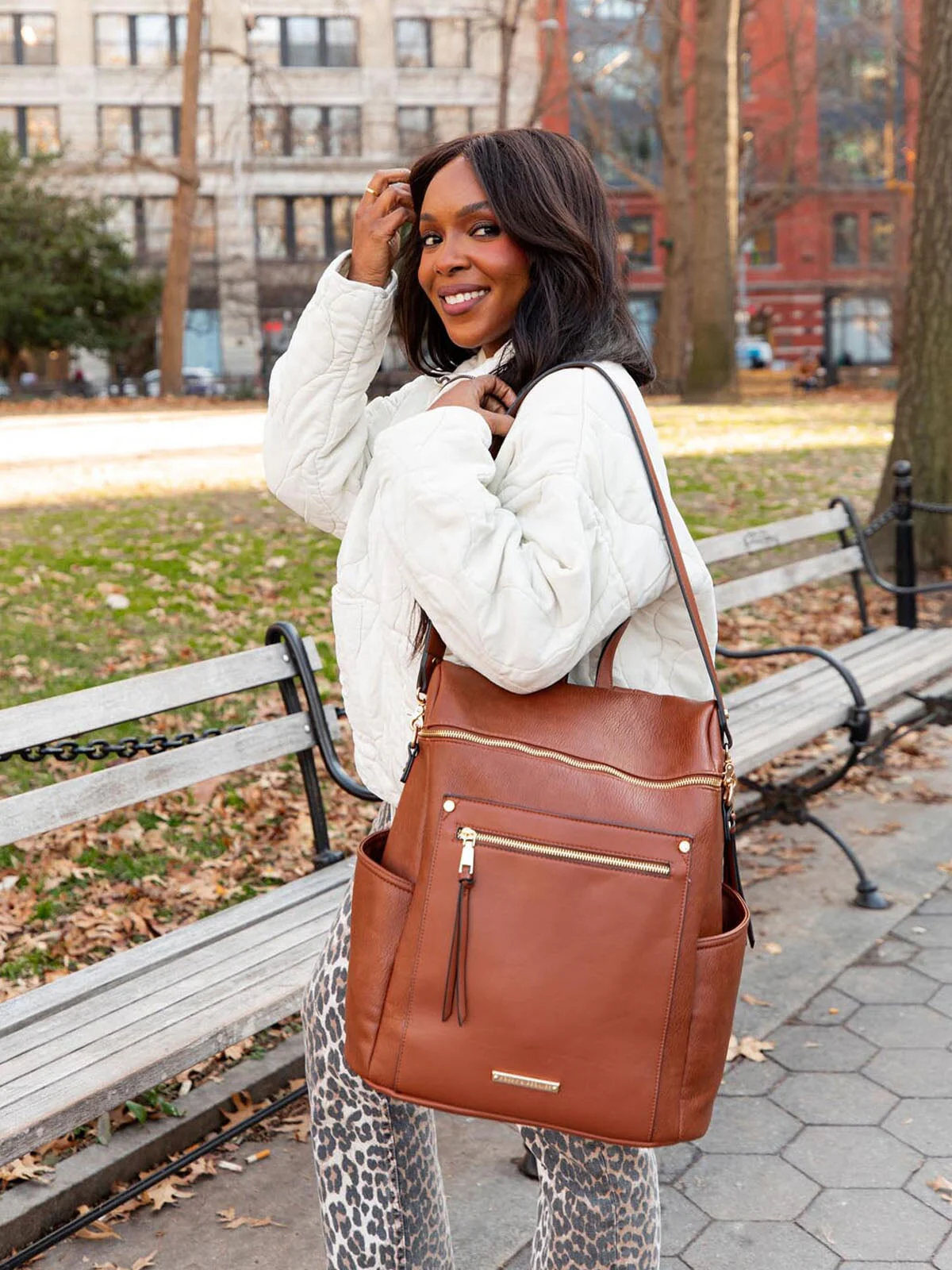 Commuter Backpack chestnut - Image 12