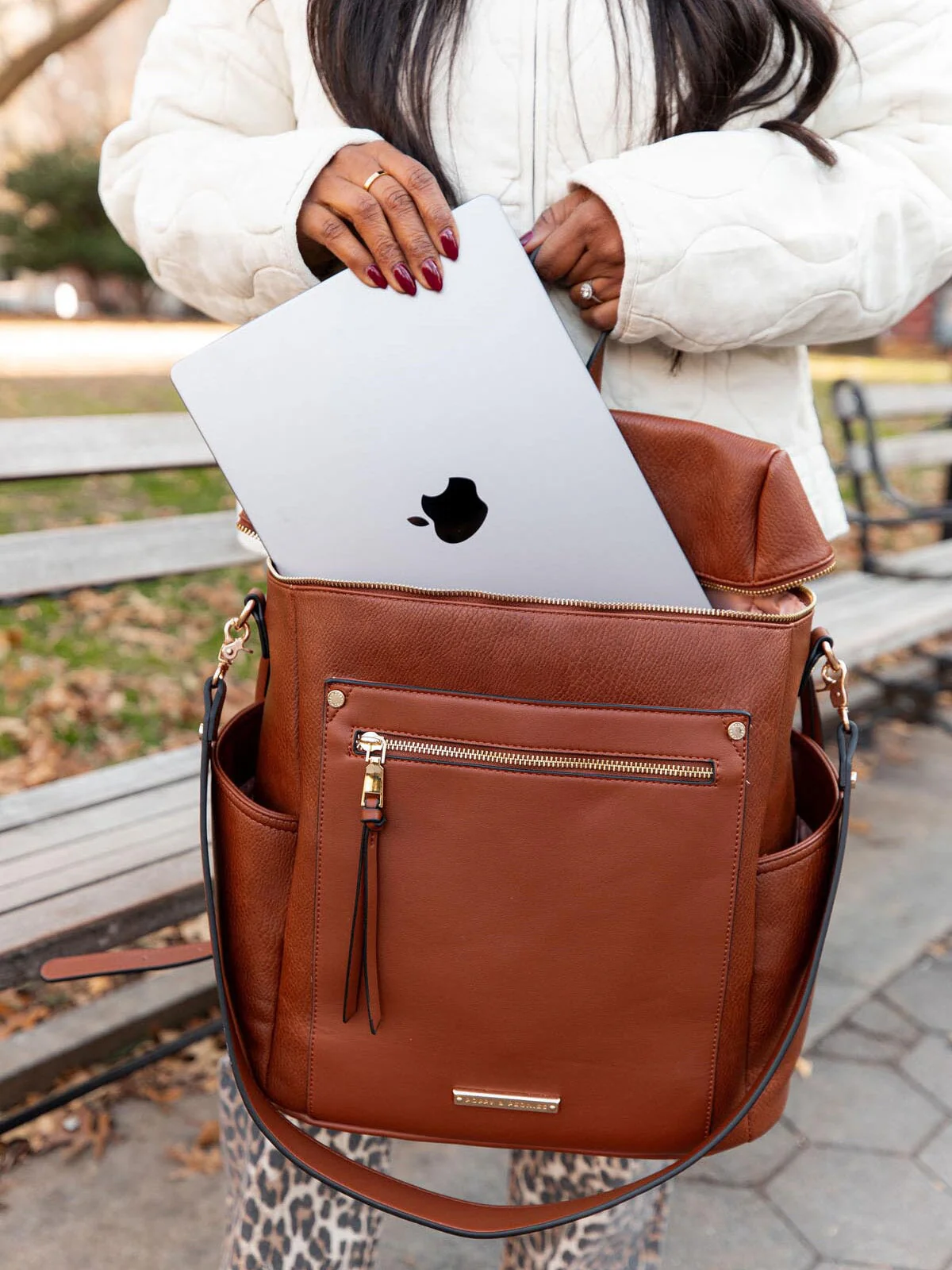 Commuter Backpack chestnut - Image 6