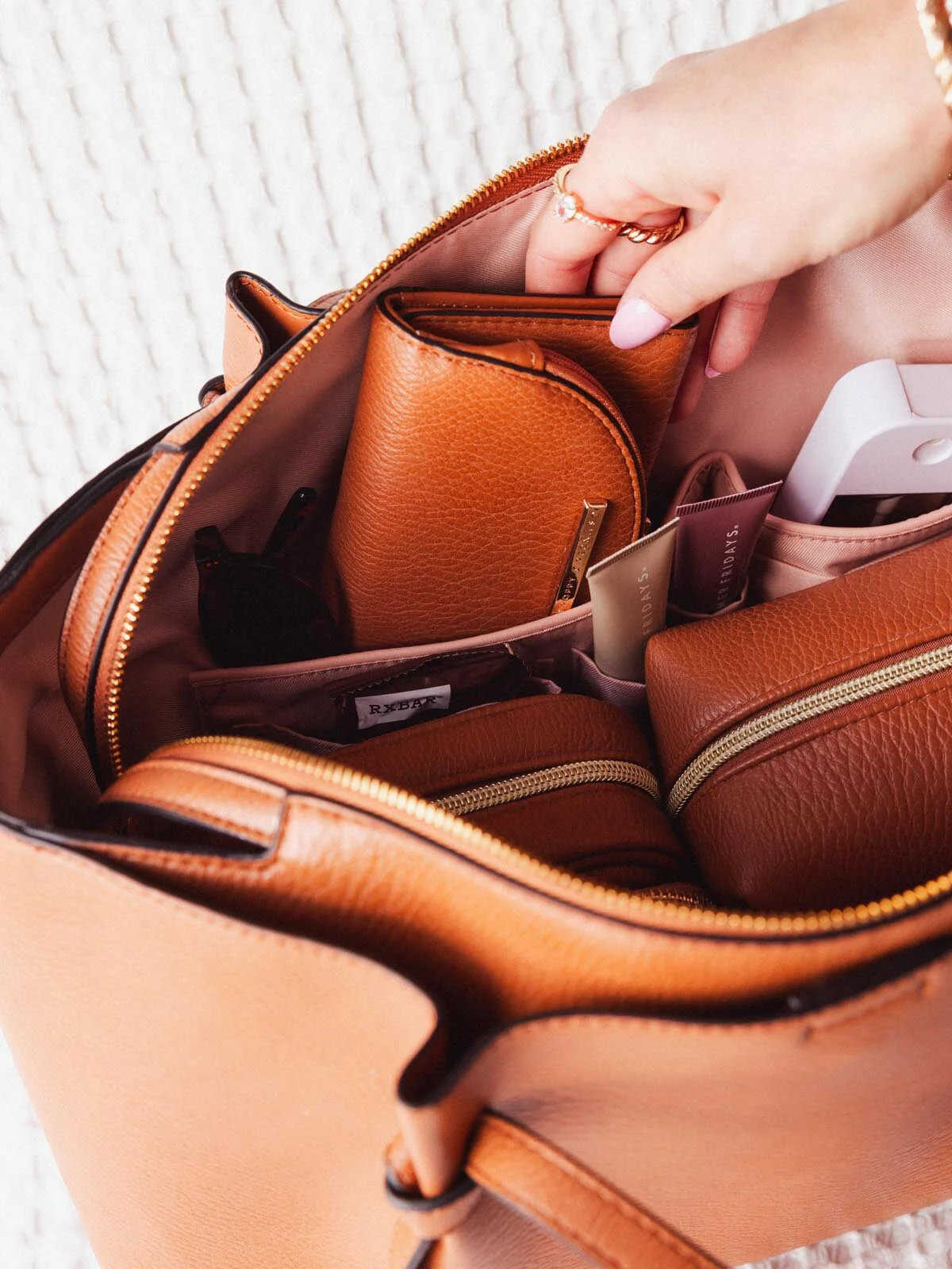 Etta Tote Cognac - Image 10