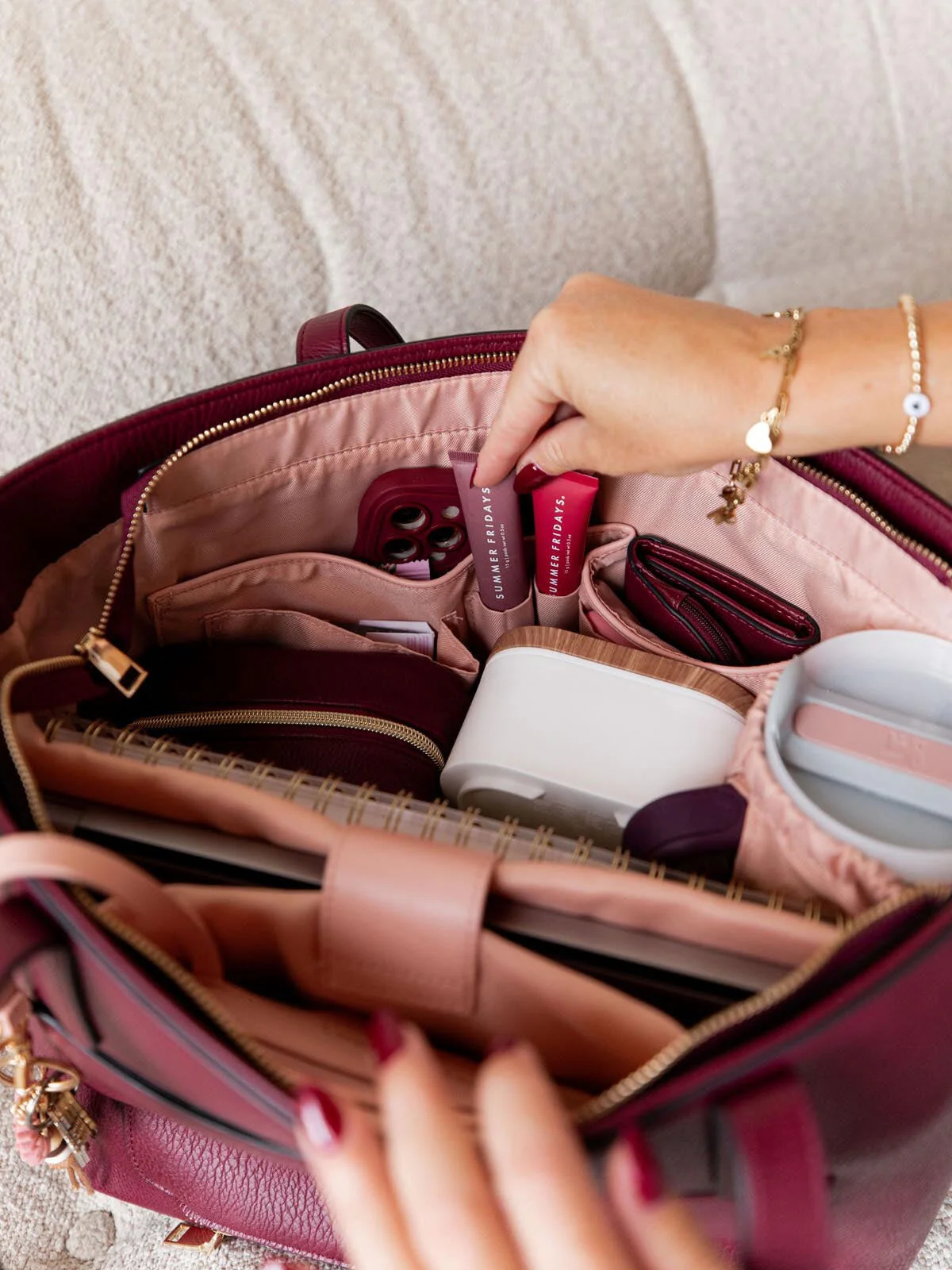 GO-GETTER TOTE berry - Image 19