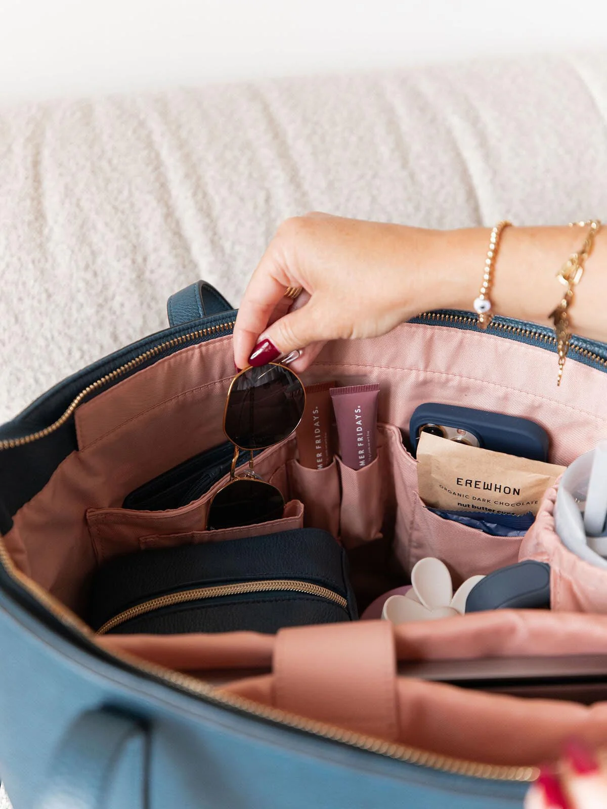 GO-GETTER TOTE Navy - Image 11