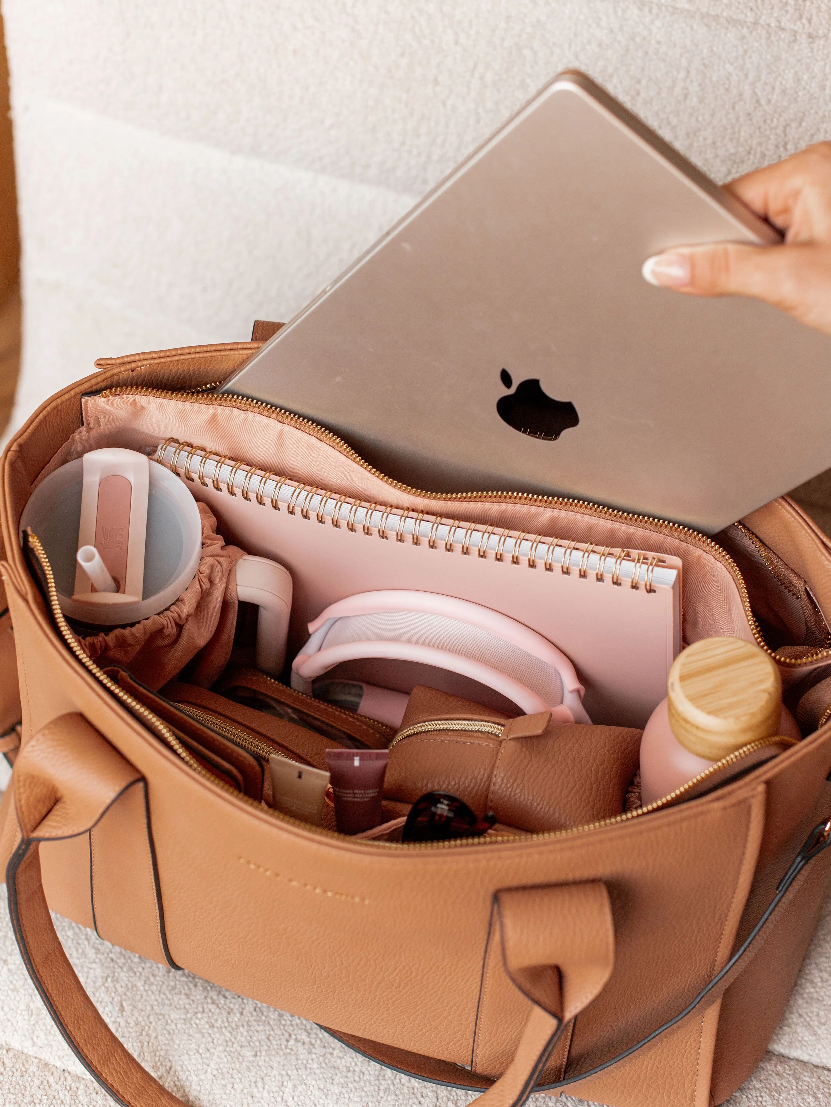 Multitasker Mocha Mousse - Image 19
