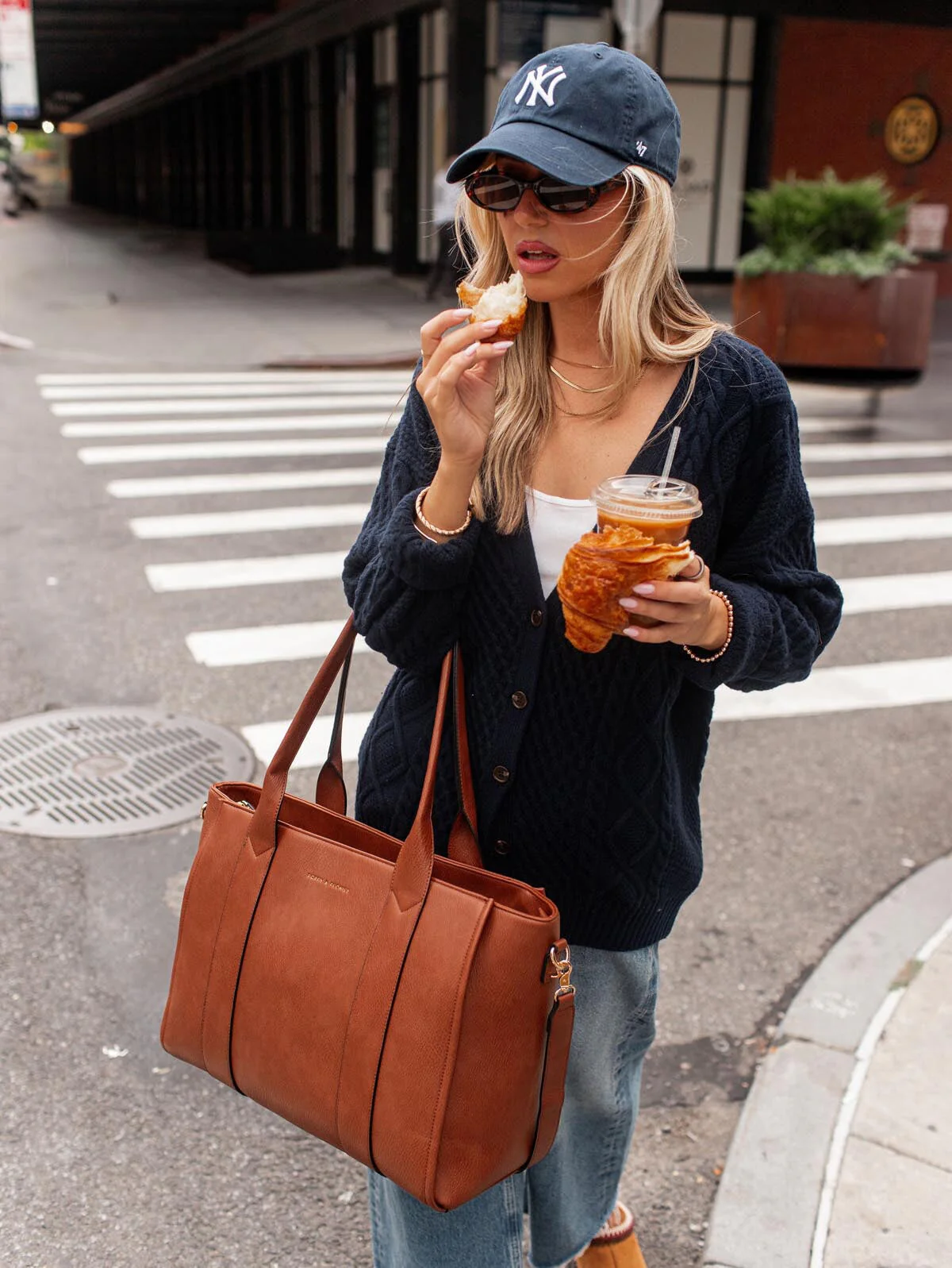 Multitasker Chestnut - Image 21